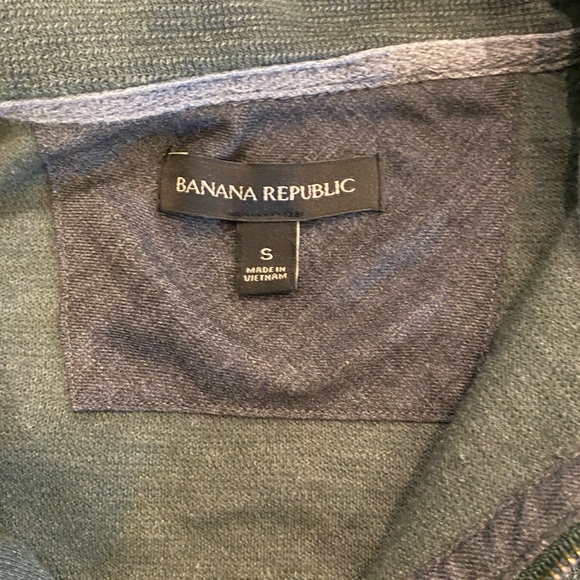 Banana Republic Zip Pullover - Picture 3 of 4